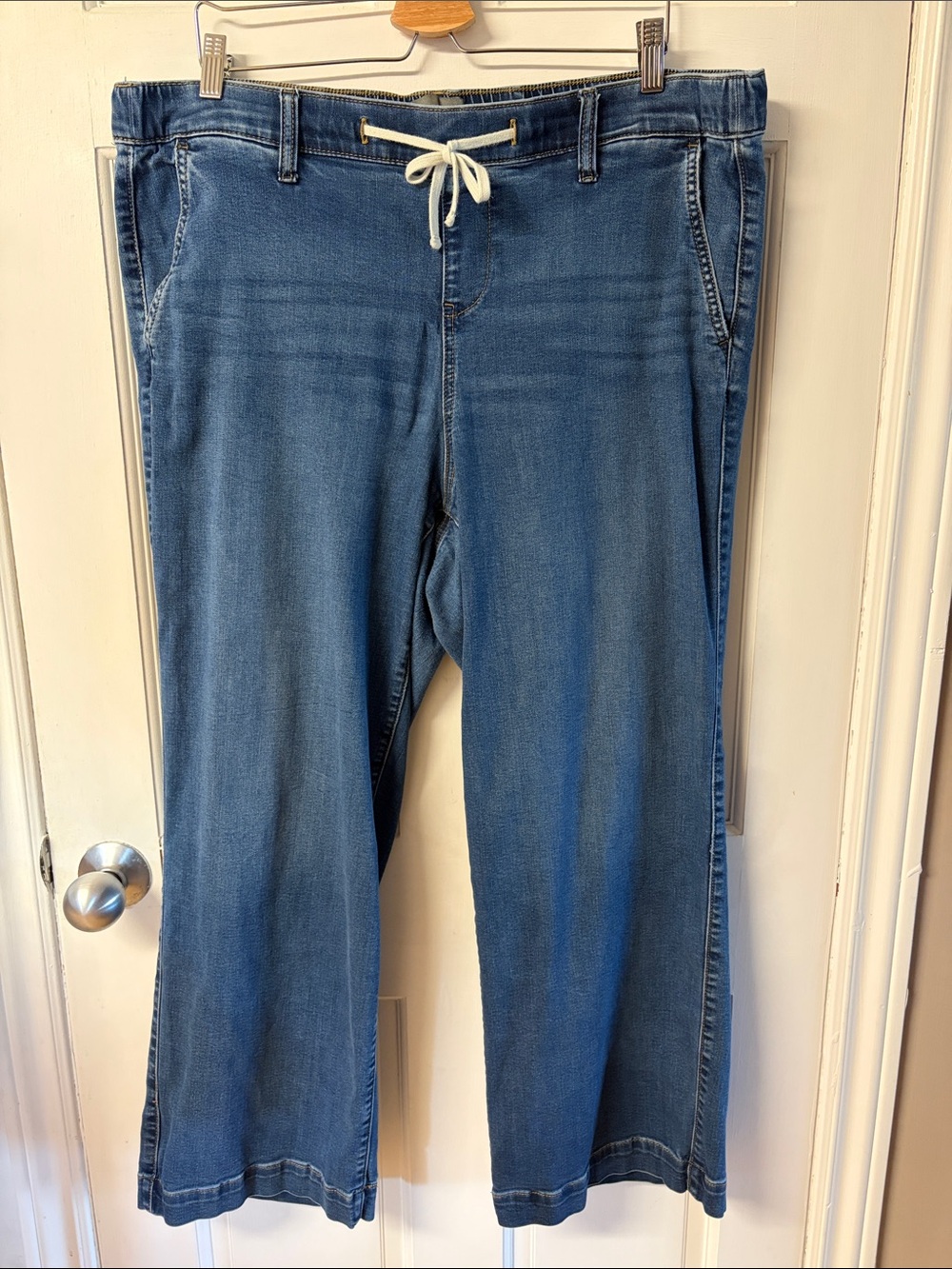 Torrid High-Rise Wide-Leg Lightweight Denim  Blue Jeans women’s size 20 - Picture 2 of 14